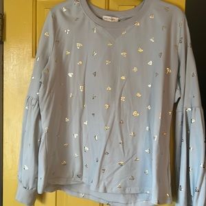 Light grey dolman sleeve long sleeve shirt